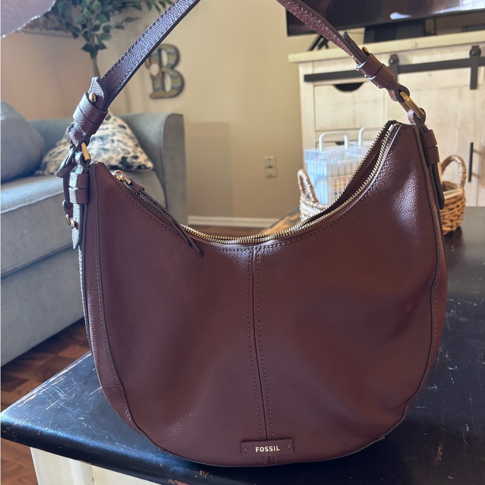 Fossil Women's Rich Brown Leather Hobo Bag